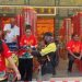 Vihara Hui Tek Kiong Batam Bagikan Lima Ton Beras