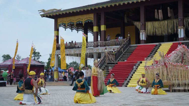 Pesta Adat Nondoi Dorong UMKM dan Ekonomi Kreatif PPU