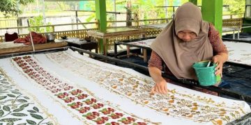 Batik Dumai Angkat Legenda Putri Tujuh Hingga Mendunia