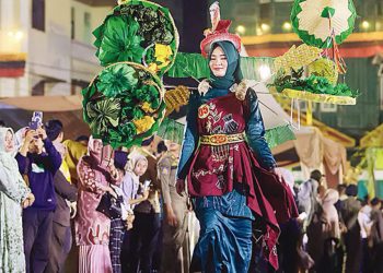 Karnaval Batik Kuansing Digelar Saat Kabut Asap Ganggu Kesehatan Warga